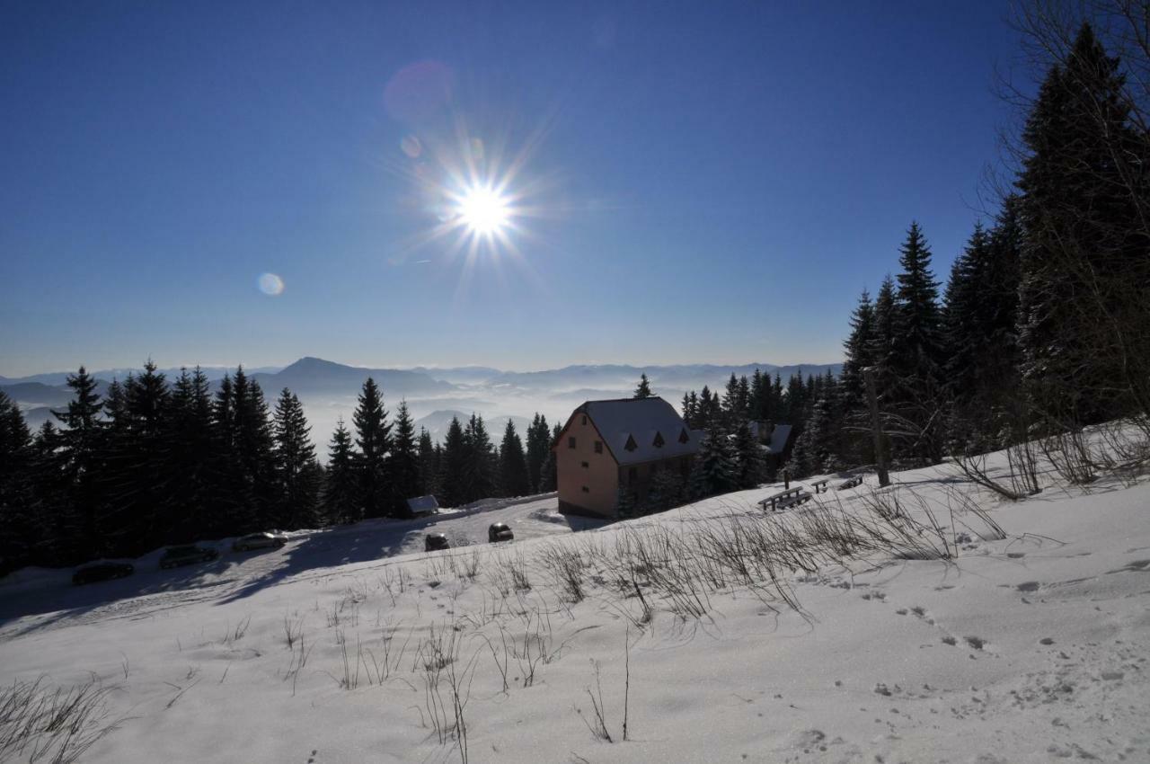 Chata Kubínska hoľa Dolny Kubin Exteriér fotografie